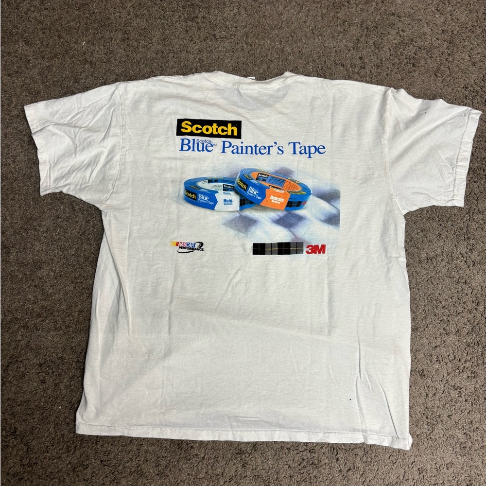 Fruit of the Loom White Men's Tee with Graphic - Picture 3 of 5